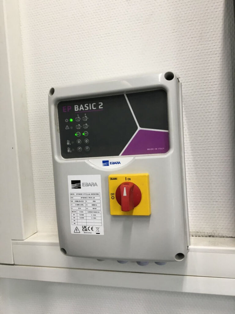 Шкаф управления EBARA EP BASIC 2 для канализационной насосной станции IWT